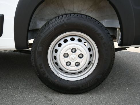Used 2024 RAM ProMaster 2500 w/ Convenience Group FWD image 25