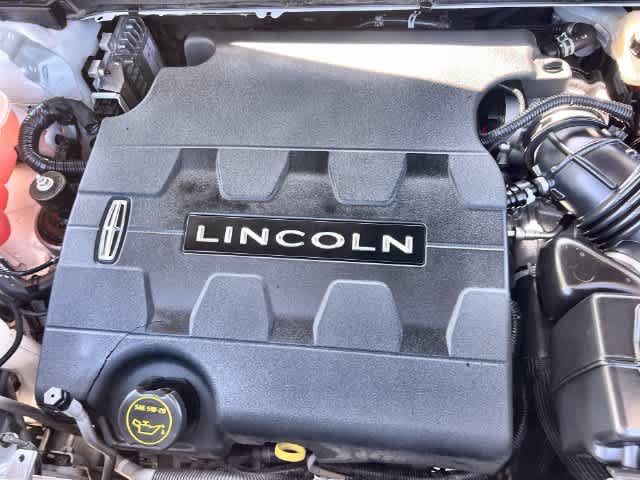 Used 2018 Lincoln MKX Reserve FWD image 10