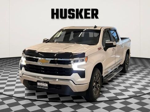 Certified 2023 Chevrolet Silverado 1500 LT AWD/4WD image 4