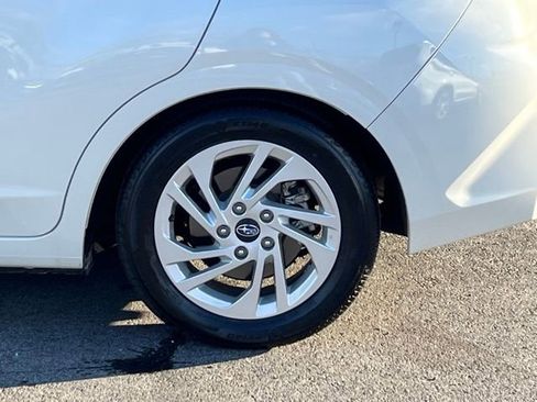 Used 2024 Subaru Impreza 2.0i image 10