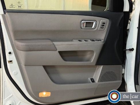 Used 2012 Honda Pilot Touring image 12