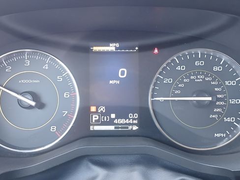 Used 2021 Subaru Crosstrek 2.5i Sport AWD/4WD image 18