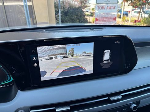 Used 2025 Hyundai Palisade SEL FWD image 27