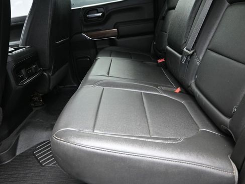 Used 2021 Chevrolet Silverado 1500 LT Trail Boss w/ Convenience Package II AWD/4WD image 16