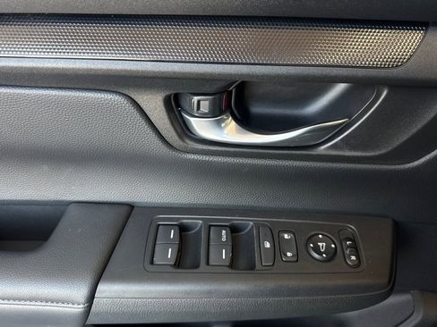 Used 2024 Honda CR-V LX image 11