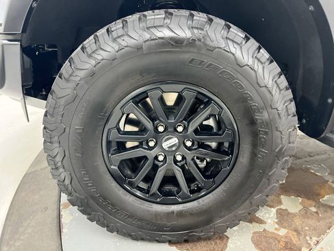 Used 2025 Ford F150 Raptor AWD/4WD image 28