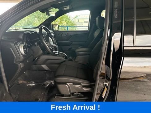 Used 2024 Chevrolet Colorado LT w/ LT Convenience Package RWD image 2