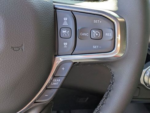 New 2026 RAM 1500 Laramie AWD/4WD image 18