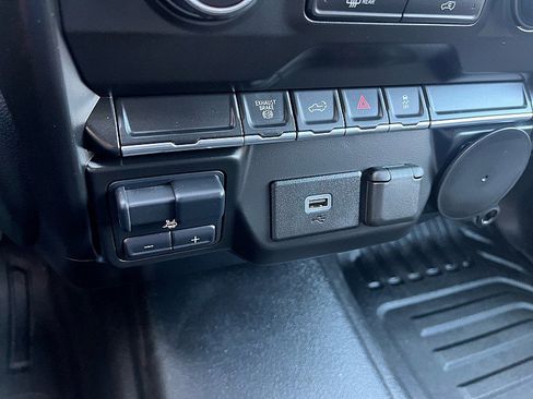 Used 2020 Chevrolet Silverado 3500 W/T w/ WT Convenience Package image 28