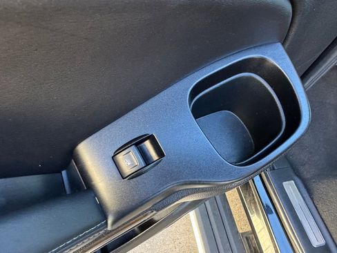 Used 2019 GMC Yukon Denali image 29