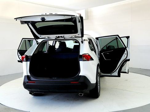 Certified 2025 Toyota RAV4 XLE AWD/4WD image 11