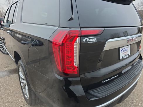 Used 2023 GMC Yukon XL Denali w/ LPO, Floor Liner Package image 38