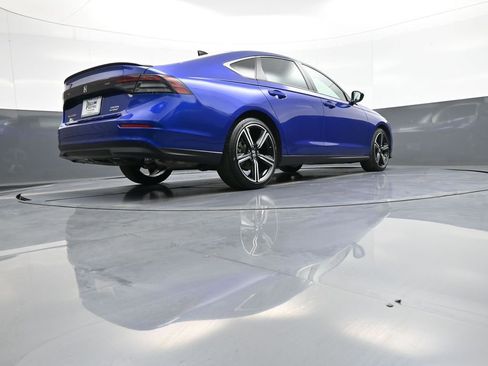 Used 2024 Honda Accord Sport image 29