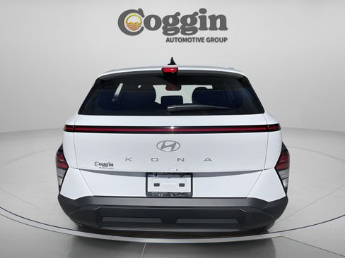 Certified 2026 Hyundai Kona SE FWD image 5