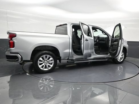 Used 2021 Chevrolet Silverado 1500 Custom RWD image 30