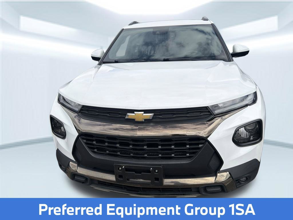 Used 2022 Chevrolet TrailBlazer ACTIV w/ Sun and Liftgate Package FWD image 2