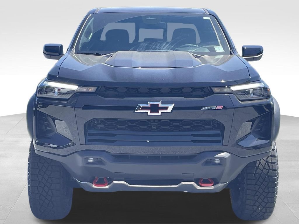 New 2026 Chevrolet Colorado ZR2 w/ Technology Package AWD/4WD image 10