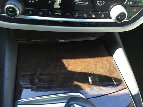 Used 2019 BMW 540i image 44
