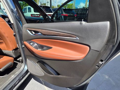 Used 2018 Buick Enclave Avenir w/ Avenir Technology Package image 13
