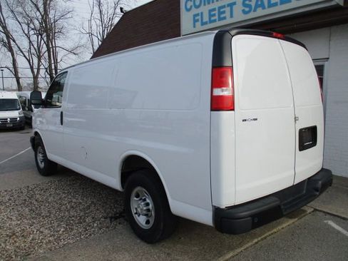 New 2025 Chevrolet Express 3500 Work Van w/ Power Convenience Package image 7