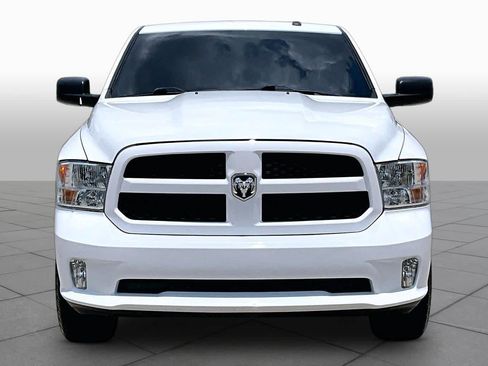 Used 2019 RAM 1500 Express w/ Express Value Package RWD image 4