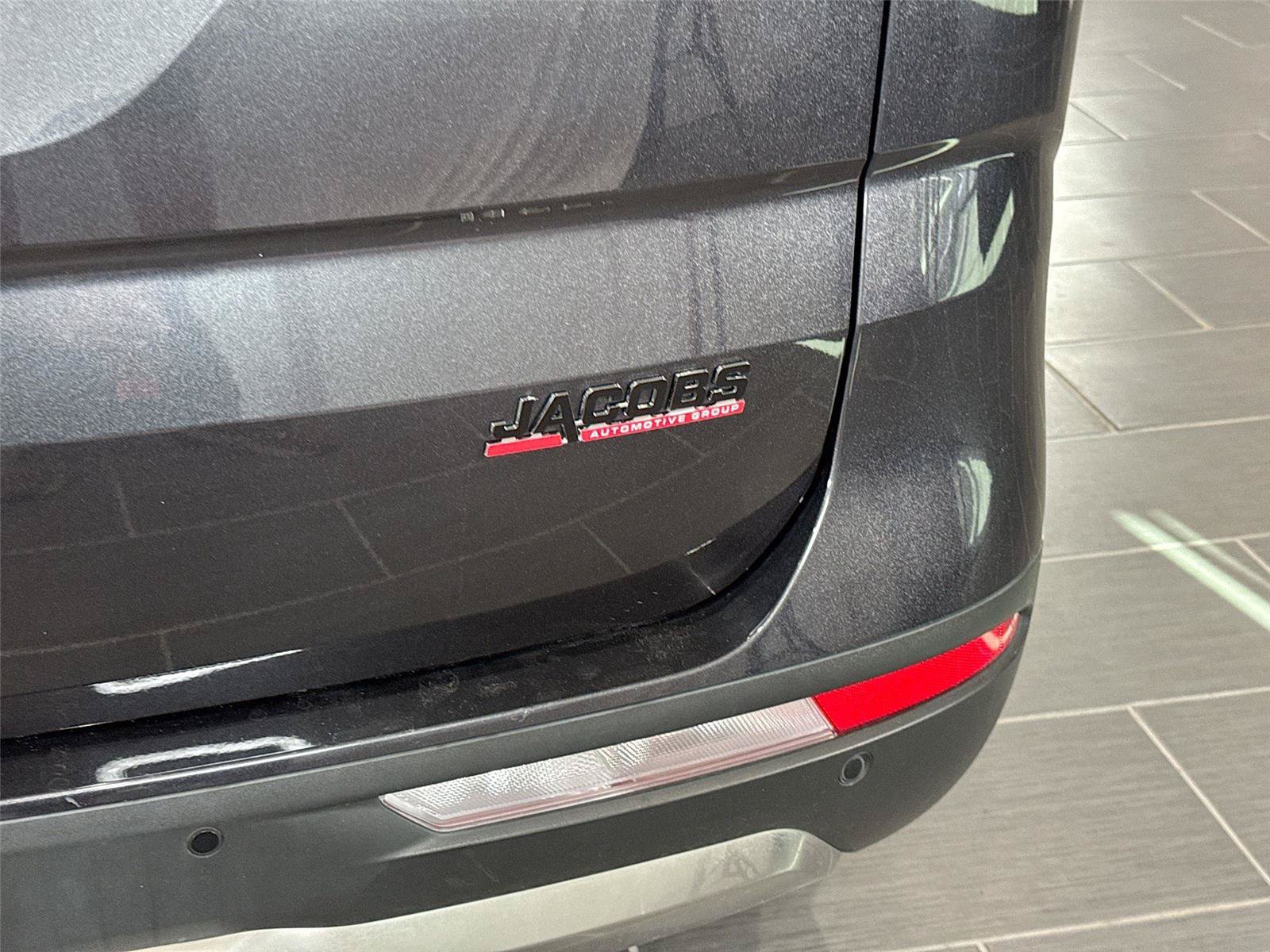Used 2024 Kia Carnival SX Prestige FWD image 44