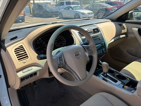 Used 2014 Nissan Altima 2.5 S FWD image 13