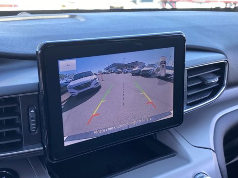 Used 2023 Ford Explorer XLT w/ Equipment Group 202A image 23