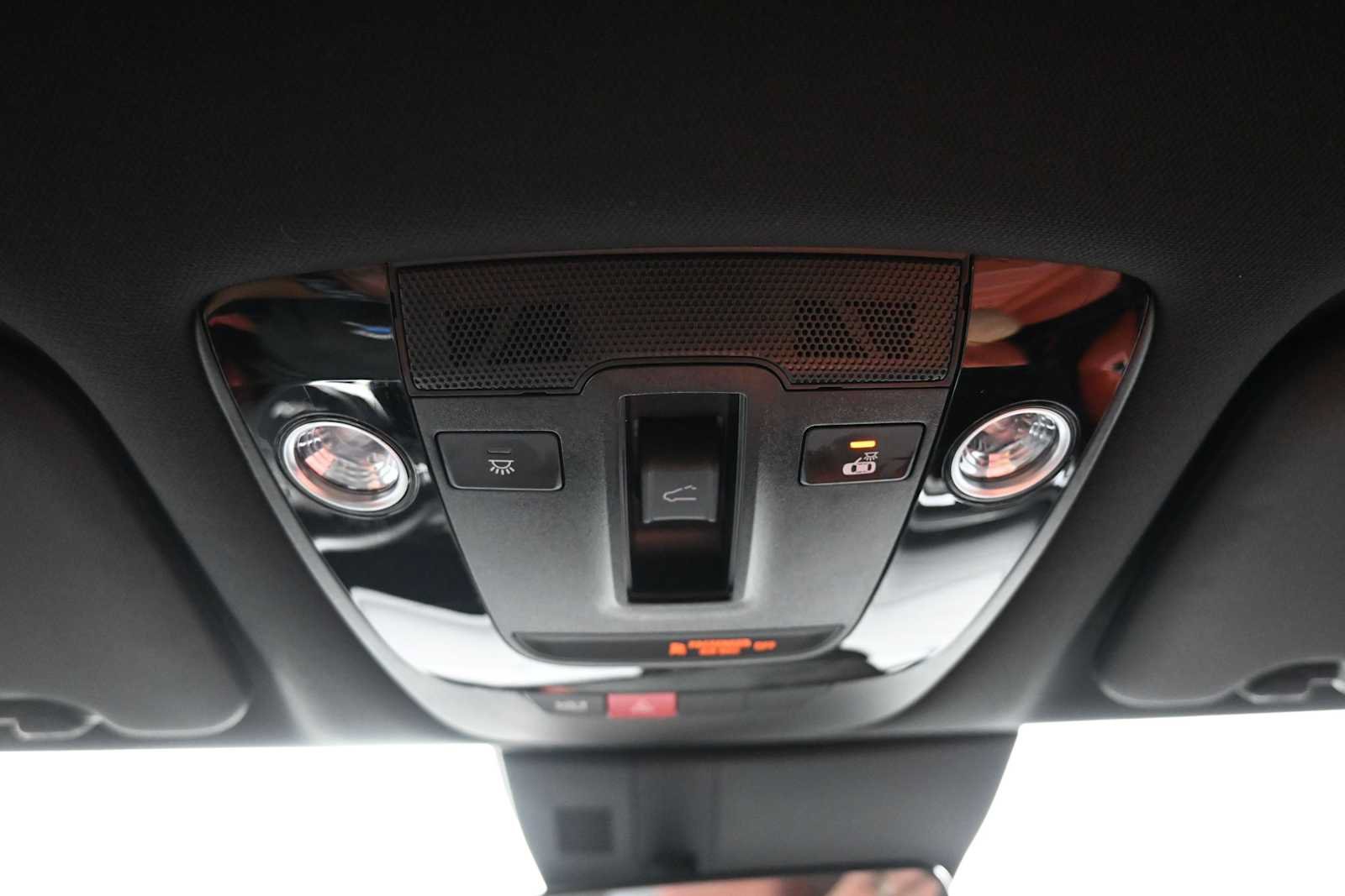 Used 2025 Kia Sportage SX FWD image 17