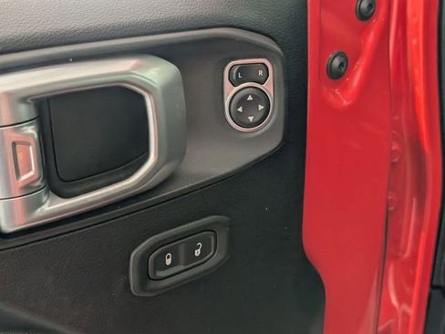 Used 2020 Jeep Wrangler Unlimited Sport image 11