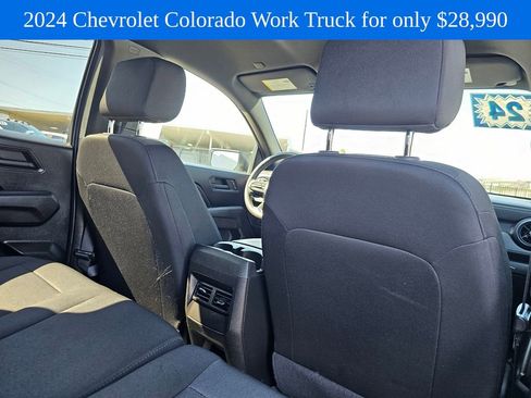 Used 2024 Chevrolet Colorado W/T RWD image 13