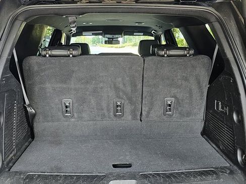 Used 2023 Chevrolet Tahoe LT w/ Luxury Package image 13