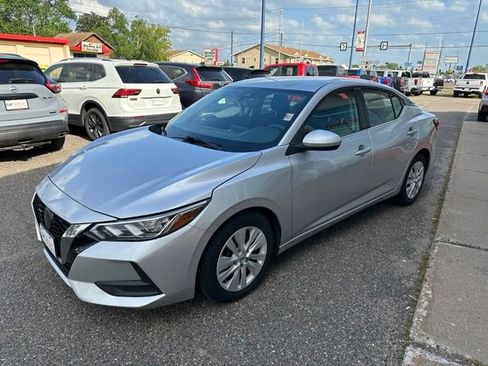Used 2022 Nissan Sentra S FWD image 3