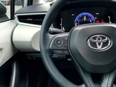 Used 2026 Toyota Corolla LE image 23