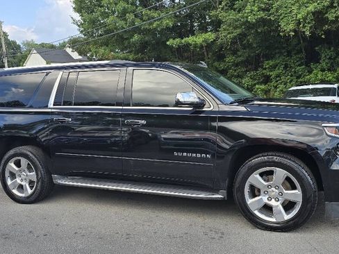 Used 2016 Chevrolet Suburban LTZ AWD/4WD image 2