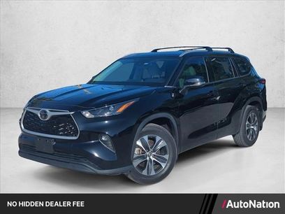 Used 2022 Toyota Highlander XLE