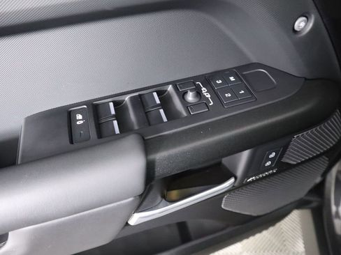 Used 2024 Land Rover Defender 110 Carpathian Edition image 24
