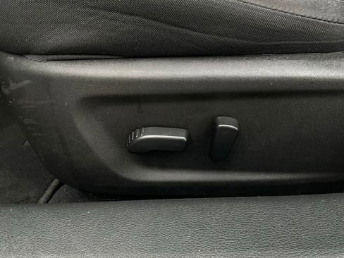 Used 2025 Nissan Altima 2.5 SV image 11