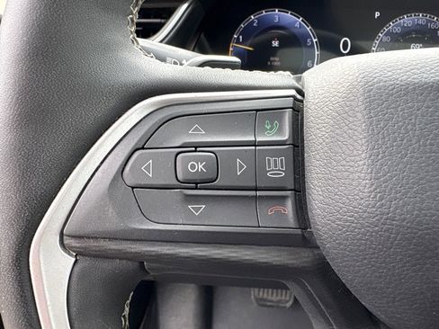 Used 2023 Jeep Grand Cherokee L Laredo AWD/4WD image 21