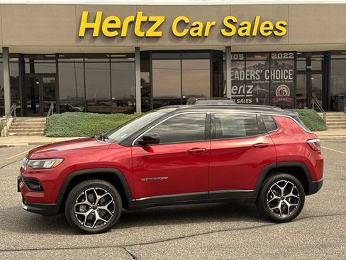 Used 2025 Jeep Compass Limited AWD/4WD image 1