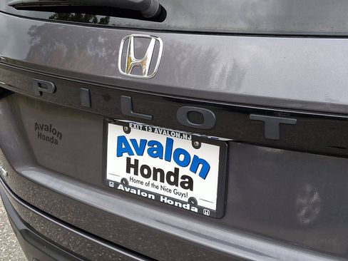 Used 2023 Honda Pilot LX image 31