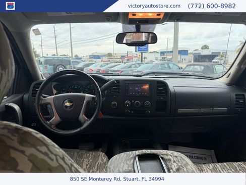 Used 2011 Chevrolet Silverado 1500 LT w/ Max Trailering Pack image 24