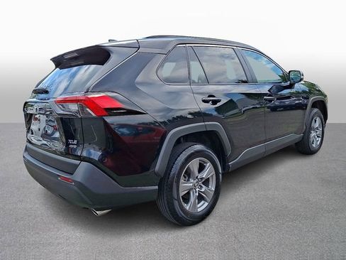 Used 2024 Toyota RAV4 XLE AWD/4WD image 4
