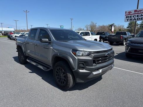 Used 2024 Chevrolet Colorado Trail Boss image 1