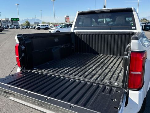 New 2026 Toyota Tacoma SR5 AWD/4WD image 12
