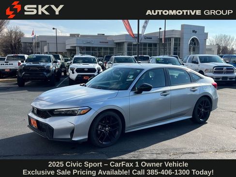 Used 2025 Honda Civic Sport image 1