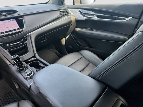 Used 2023 Cadillac XT5 Premium Luxury w/ LPO, Floor Liner Package AWD/4WD image 25