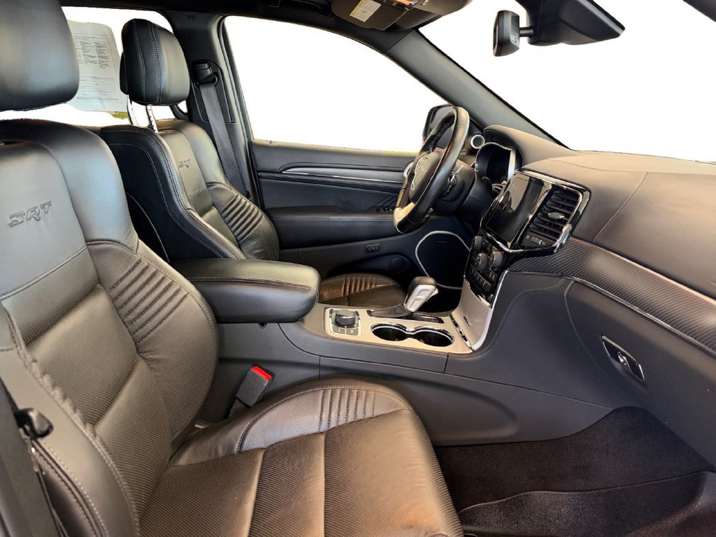 Used 2020 Jeep Grand Cherokee SRT AWD/4WD image 17