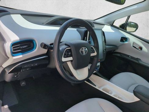 Certified 2018 Toyota Prius Prime Advanced FWD image 10