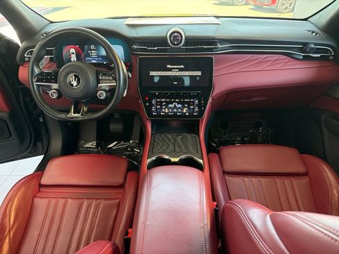 Certified 2023 Maserati Grecale Folgore AWD/4WD image 16